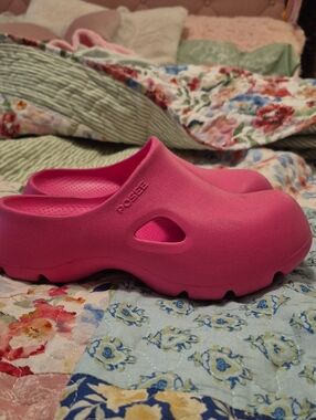 Posee Ladies Clogs Size 7